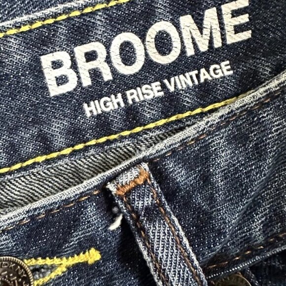 DKNY Broome High Rise Vintage Style Jeans Sz 14-32W Straight Leg Ankle Y2K - Picture 10 of 12